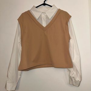 Sweater-vest crop top • white/coffee colored • size M